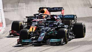 Max Verstappen and Lewis Hamilton, here going head to head at the US Grand Prix, will be the stars of the F1 Qatar Grand Prix live stream