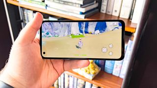 Asus Zenfone 9 gaming display