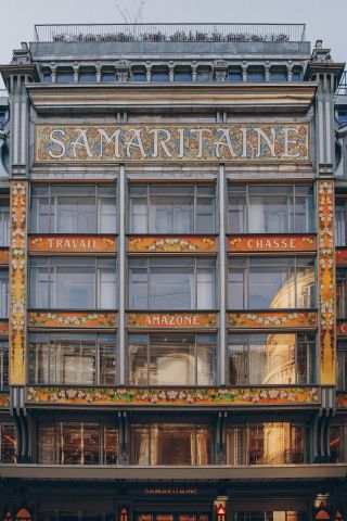 the intricate renovated facade of La Samaritaine