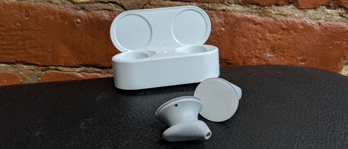 Microsoft Surface Earbuds review