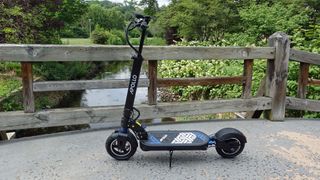 Apollo Explore electric scooter review