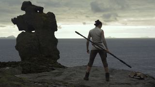 Daisy Ridley in Star Wars: Episode VIII - The Last Jedi (2017)_Lucasfilm Ltd.