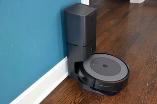 iRobot Roomba i3+ review