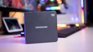 Geekom Mini IT11 review