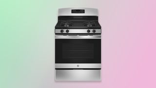 GE JGB635DEKSS gas range with four burners, available in black, stainless steel and white