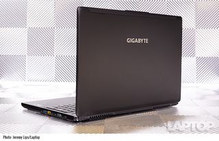 Gigabyte P37X v5