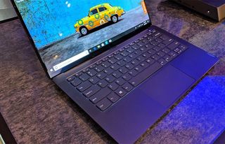 Lenovo-Yoga-S940-02