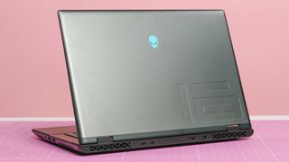 Alienware m16 R2