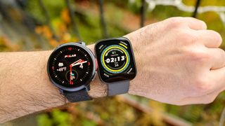 Amazfit Bip 5 vs Polar Vantage V3.