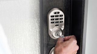 Kwikset Halo Wi-Fi smart lock review