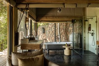 Singita Ebony Lodge bathroom interior