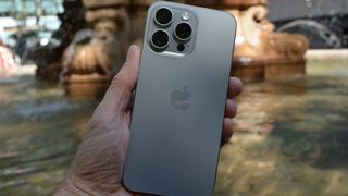 Apple iPhone 15 Pro Max REVIEW