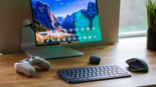 Samsung Galaxy Tab S8 Ultra MX Keys Mini Desk Setup