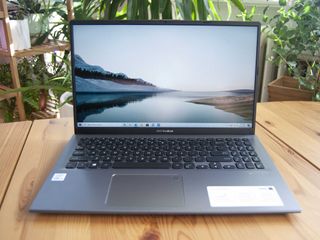 Asus Vivobook 15 Review