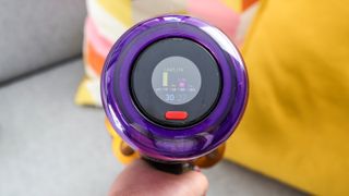 Dyson V12 Detect Slim digital display