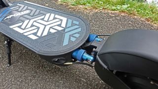 Apollo Explore electric scooter review