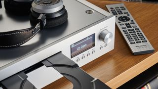 Network streamer: Technics SL-G700M2