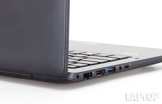 Samsung ATIV Book 5 Ports