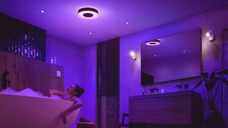 Philips Hue Xamento M