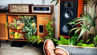 vintage_hifi_plants (Instagram)