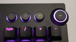 Razer BlackWidow V3 Pro media controls