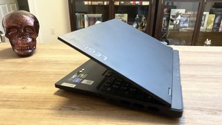 Lenovo Legion Pro 7i (Gen 9)