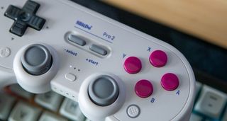 8Bitdo Pro 2