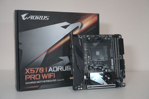 Gigabyte X570-I Aorus Pro Wi-Fi