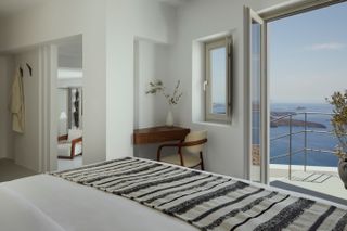Grace Hotel Santorini