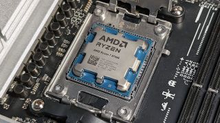 AMD Ryzen 7 8700G