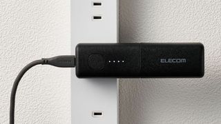 Elecom DE-AC08-5000 Black