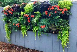 Living wall fabric for vertical garden