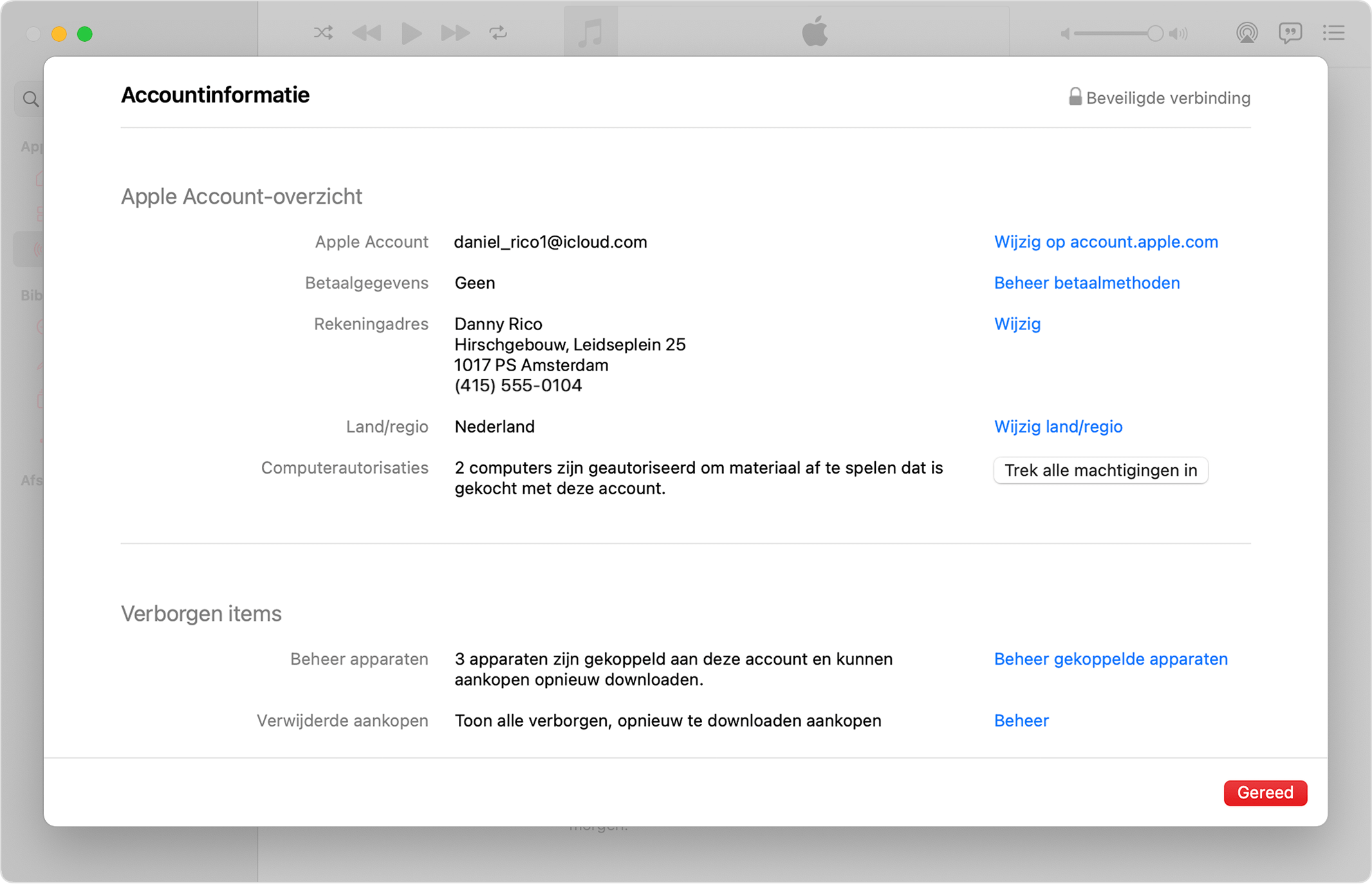 Apple Music-app op Mac die de pagina Accountinformatie en het aantal gemachtigde computers weergeeft