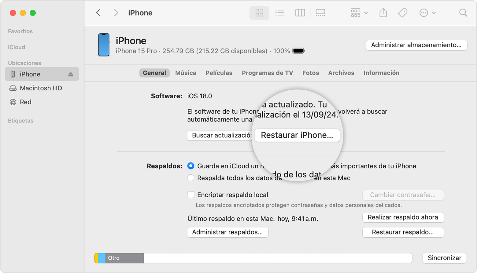 Una ventana del Finder en la que se muestra la opción de restaurar el iPhone