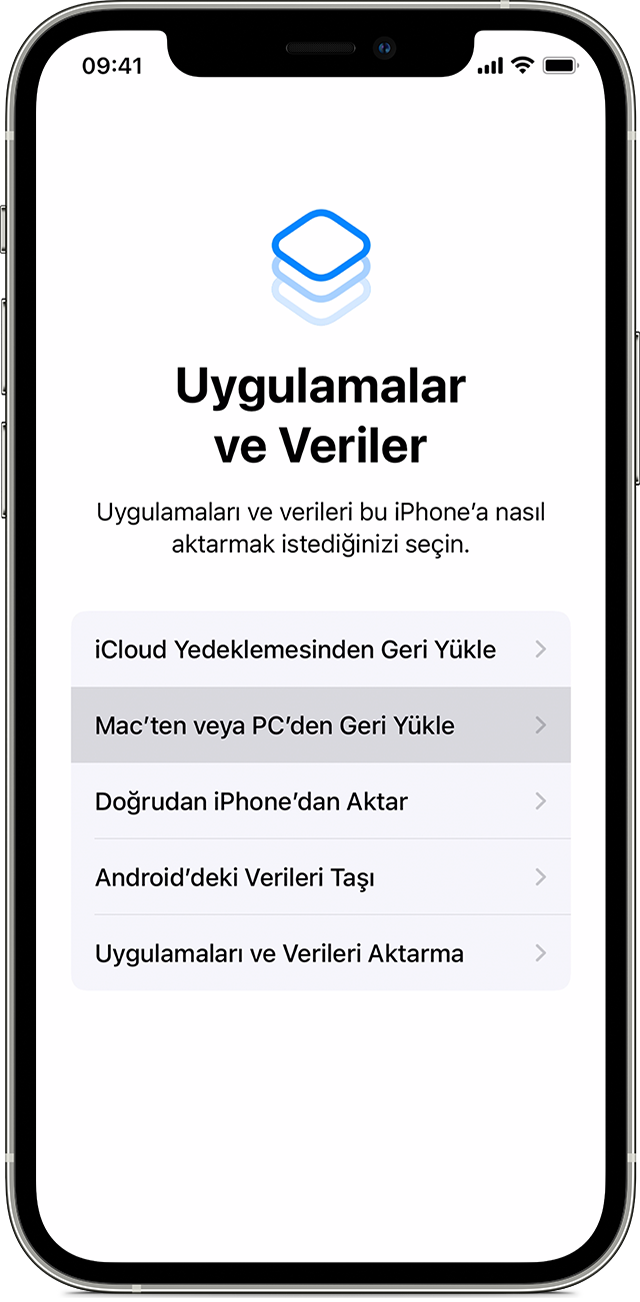 " "Mac'ten veya PC'den Geri Yükle" seçeneğinin belirlendiği Uygulamalar ve Veriler ekranını gösteren bir iPhone.