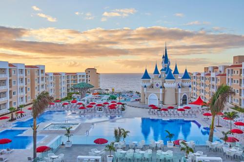 una rappresentazione del resort a spruzzo di disney di Bahia Principe Fantasia Tenerife - All Inclusive a San Miguel de Abona