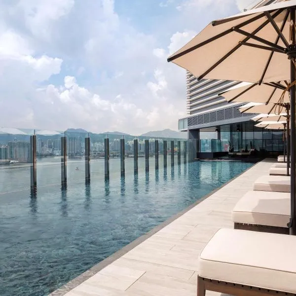 Hyatt Centric Victoria Harbour, hotell i Kowloon