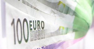 Europium in Euro Note