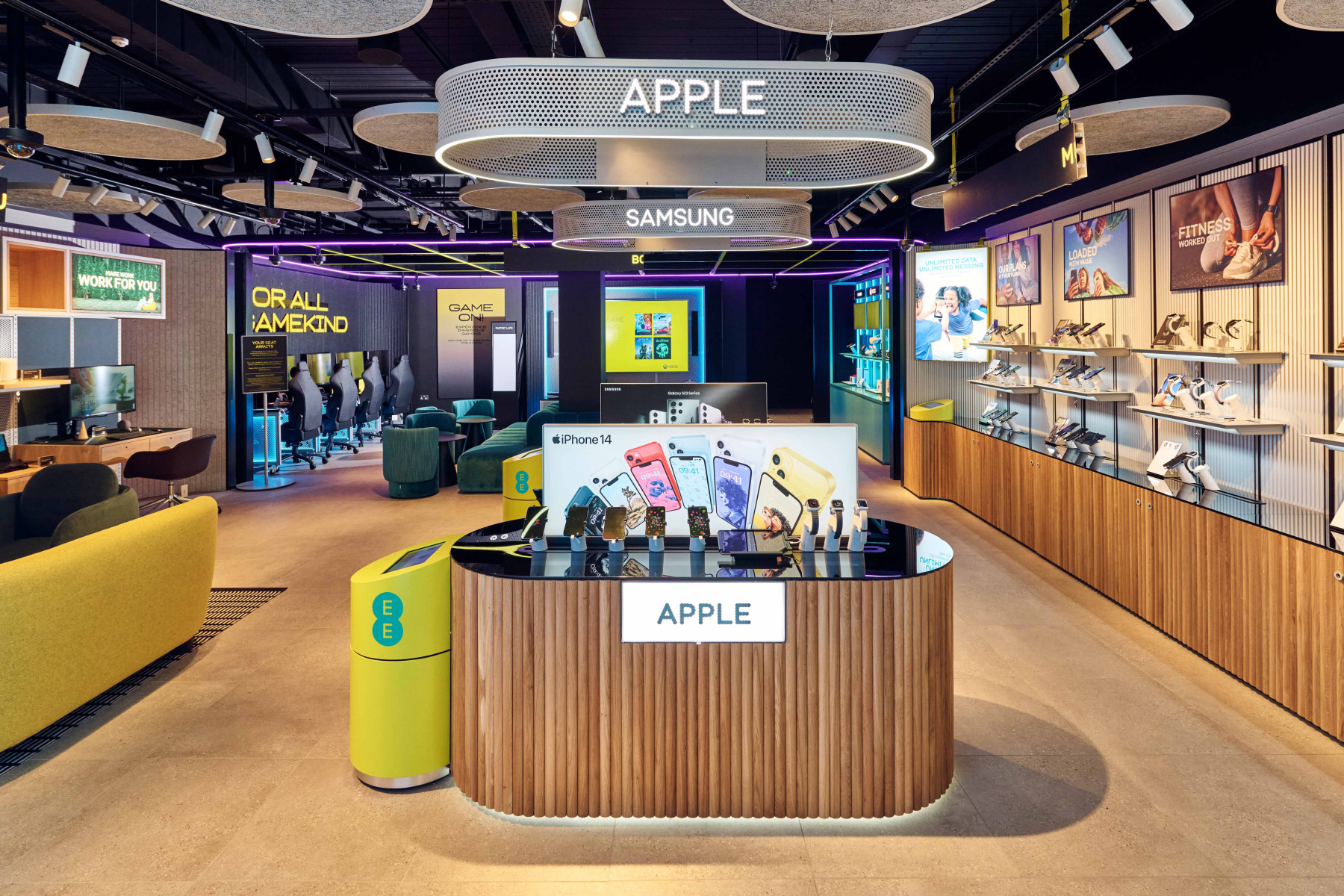 EE store in Cardiff