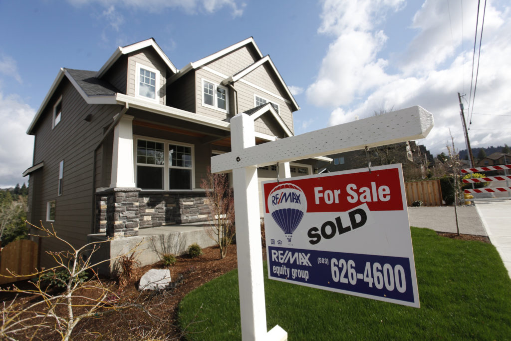 Mortgage buyer Freddie Mac said Thursday the average rate on the 30-year mortgage dropped to 3.60% from 3.75% last week. A year ago the rate stood at 4.59%. Photo by REUTERS/Steve Dipaola