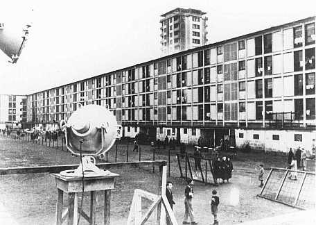 Jewish prisoners in the Drancy camp. France, between 1941 and 1944. [LCID: 19112a]