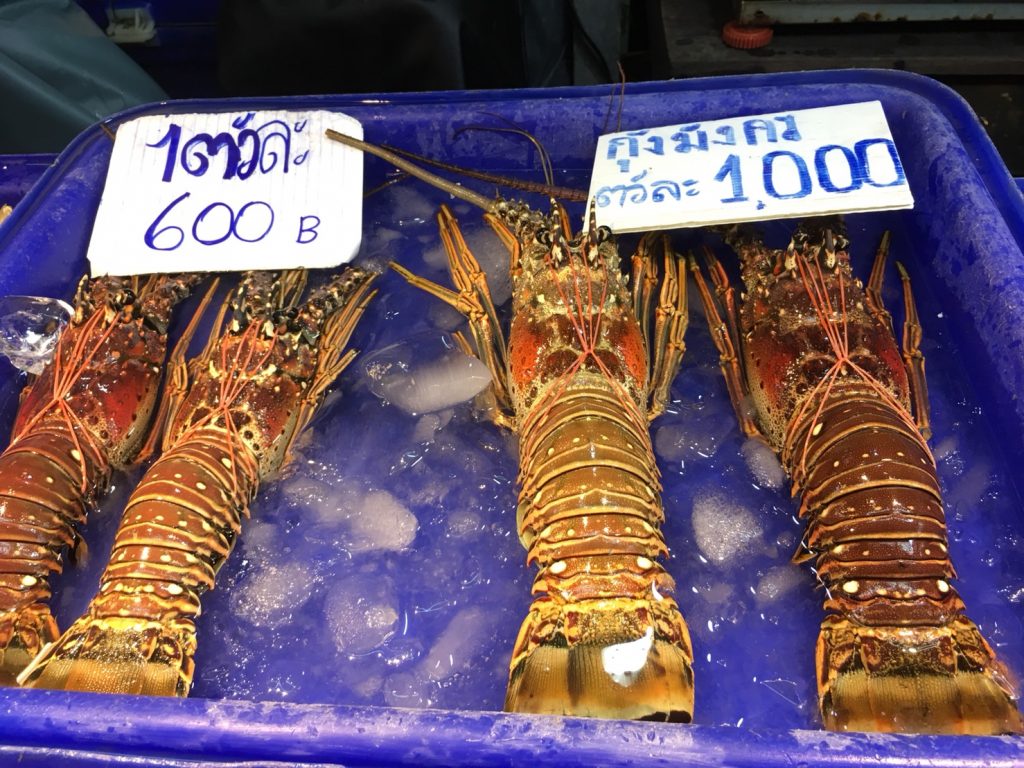 Naklua Fish Market,ランプ―マーケット,ナクルアマーケット,ローカル市場,タイ,パタヤ,魚,魚介類,マーケット,