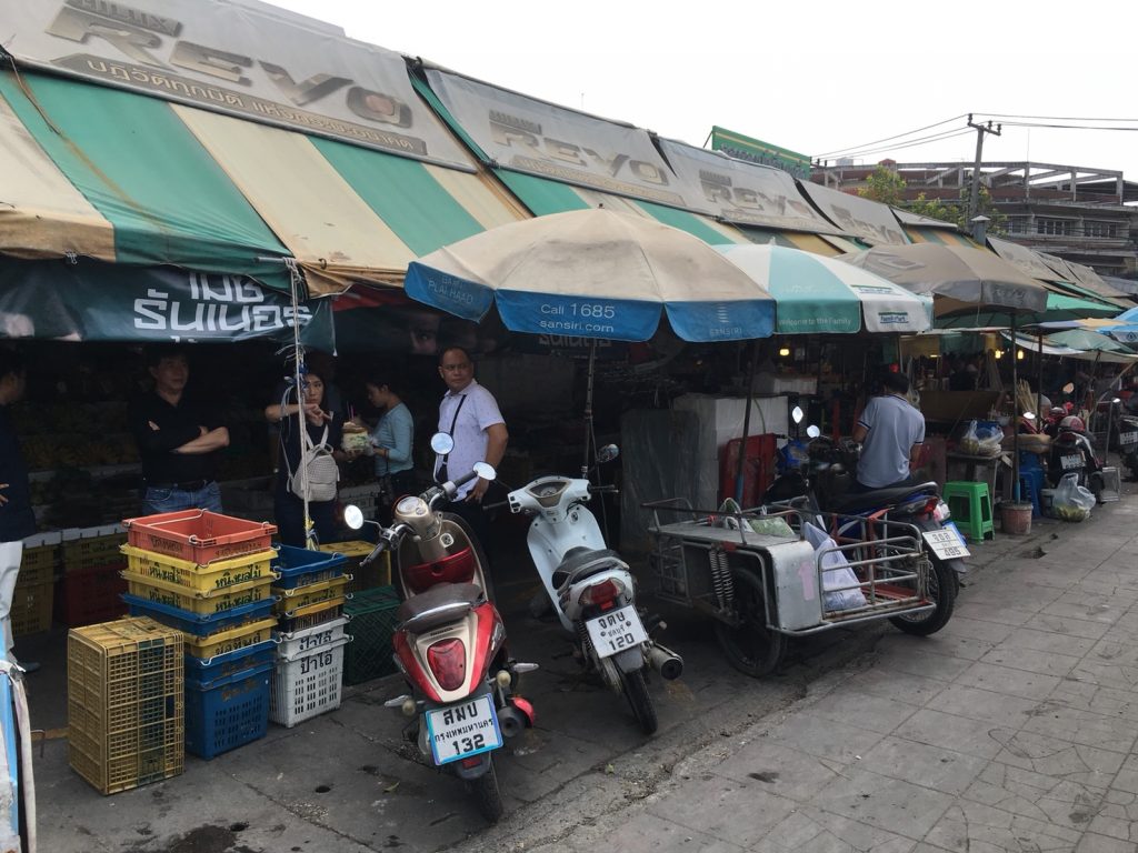 Naklua Fish Market,ランプ―マーケット,ナクルアマーケット,ローカル市場,タイ,パタヤ,魚,魚介類,マーケット,