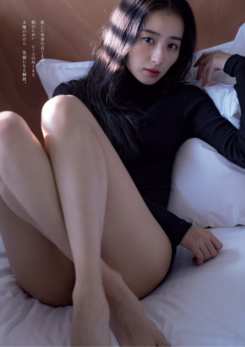 高田里穂のセクシーグラビアエロ画像004