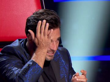 David Bustamante se emociona en 'La Voz Senior'