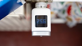 Bosch Smart Home Heizkoerperthermostat II an der Heizung