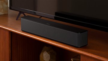 Bose Solo Soundbar II auf Tisch