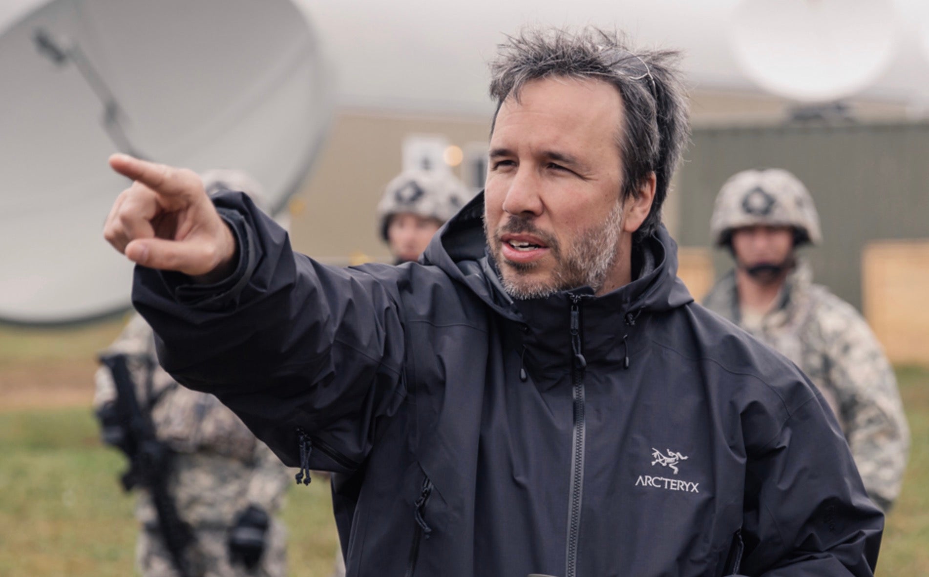 Denis Villeneuve directing Arrival.