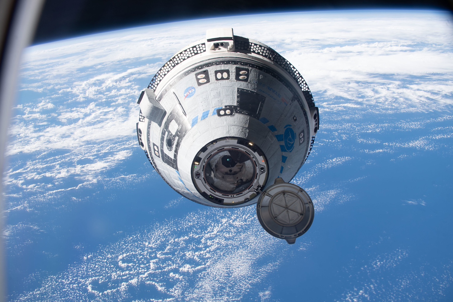 The Boeing Starliner spacecraft approaching the ISS