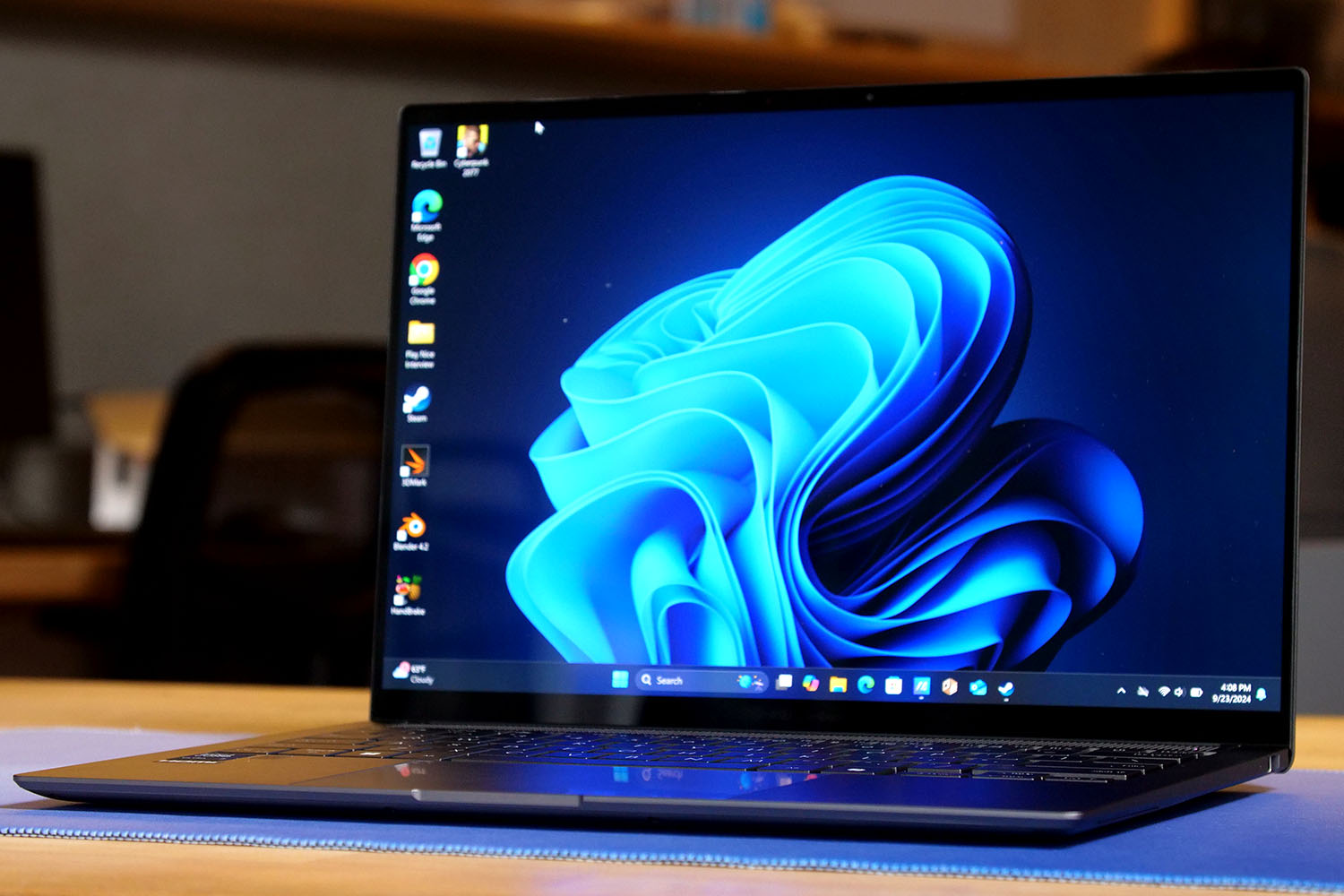 Asus Zenbook S 14 Review